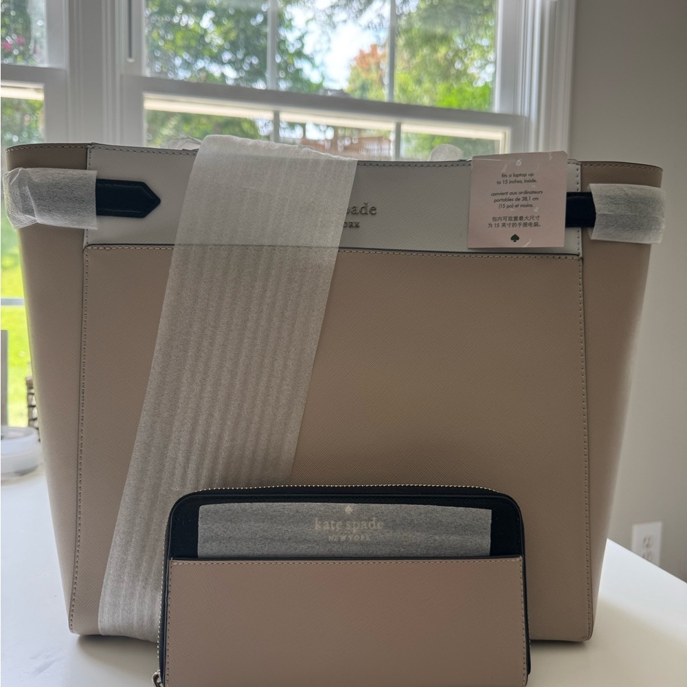 Kate Spade Saffiano Pink & black Tote and Wallet Set